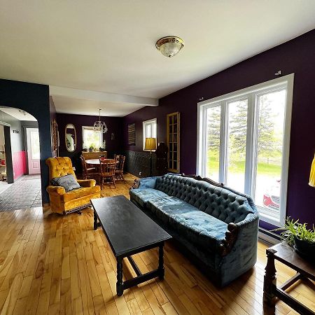 Chill Shack - Auberge Jeunesse Sainte Anne des Monts Bagian luar foto