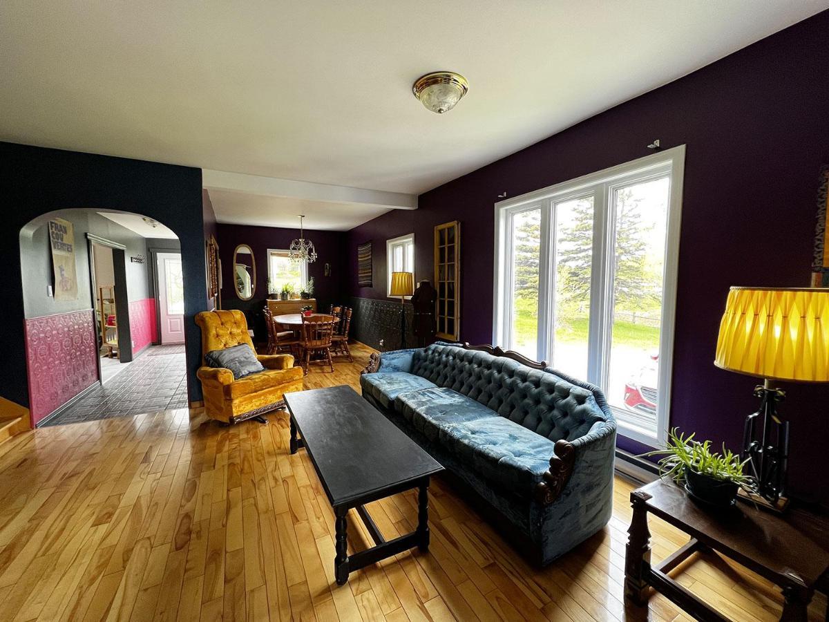 Chill Shack - Auberge Jeunesse Sainte Anne des Monts Bagian luar foto