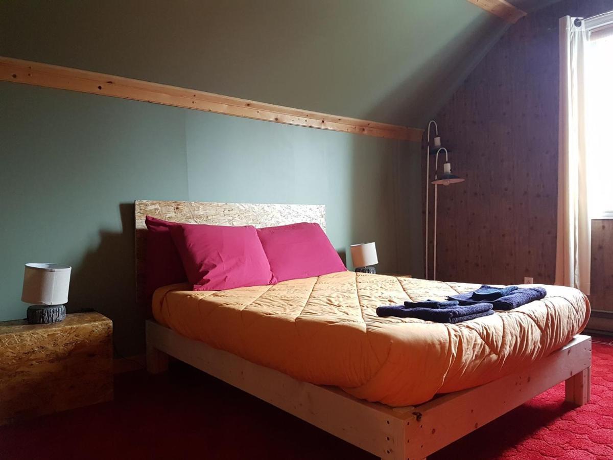 Chill Shack - Auberge Jeunesse Sainte Anne des Monts Bagian luar foto